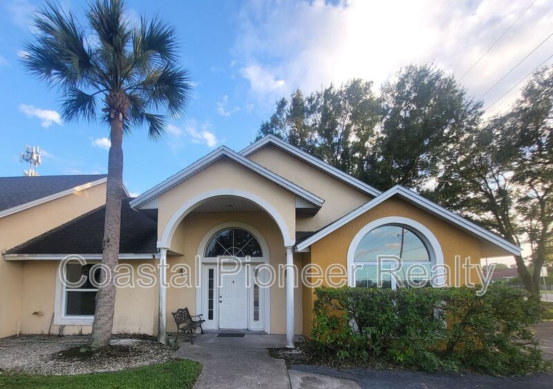 Kissimmee House: 3140 Enclave Ct