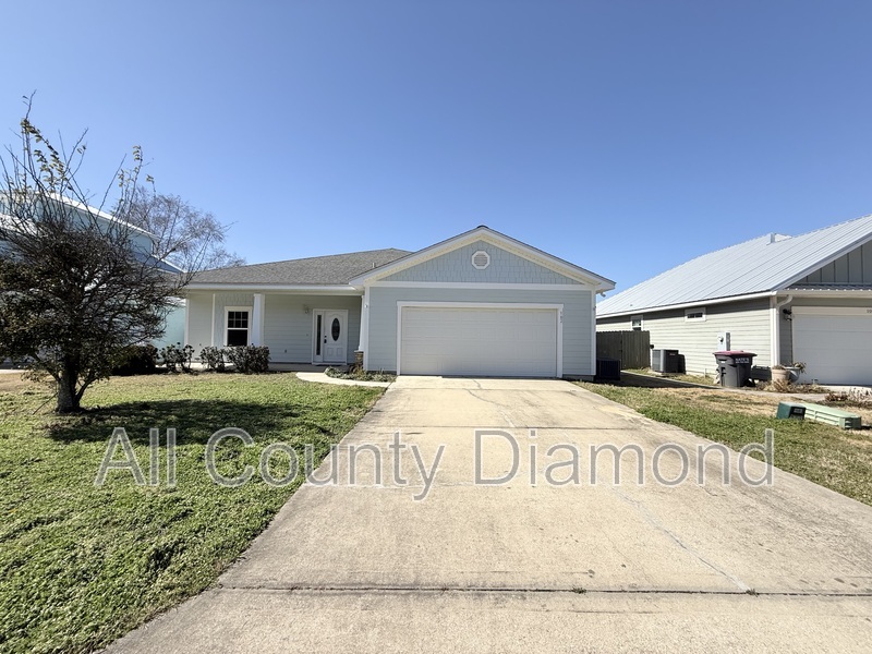Panama City Beach House: 102 Pura Vida Court
