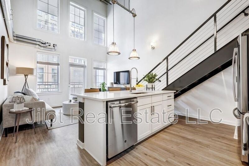Atlanta Condo: 260 18th St NW