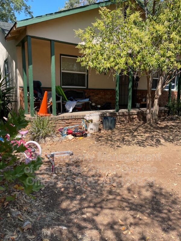Oroville House: 2590 Oro Ave