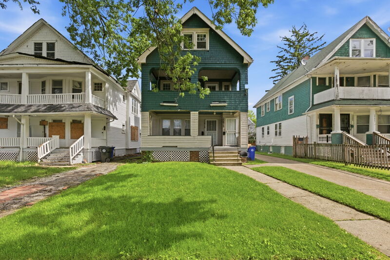 Cleveland Condo: 13615 Earlwood Rd
