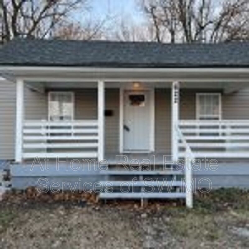 Springfield House: 622 W Harrison