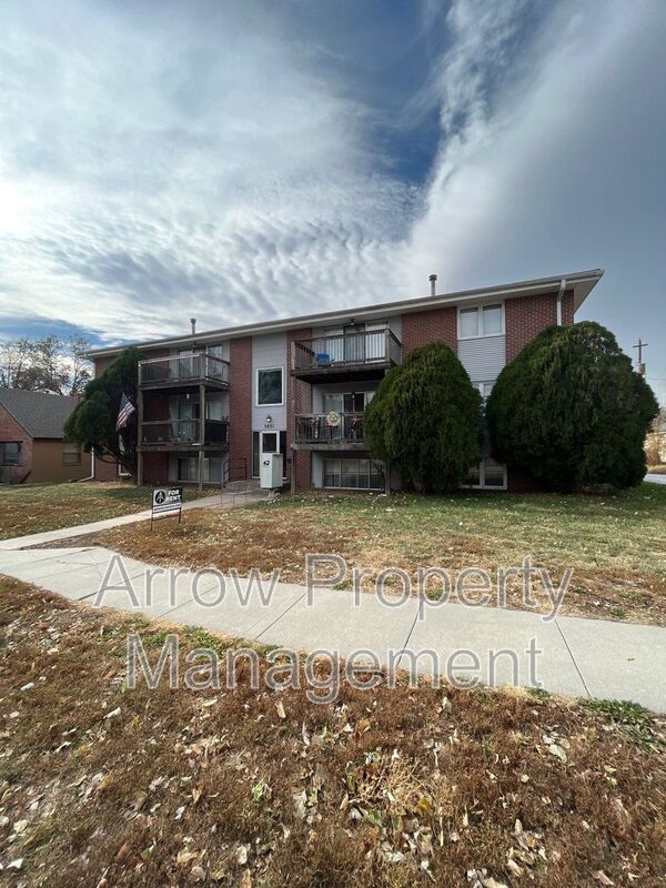 Lincoln Condo: 3831 South 46th Street