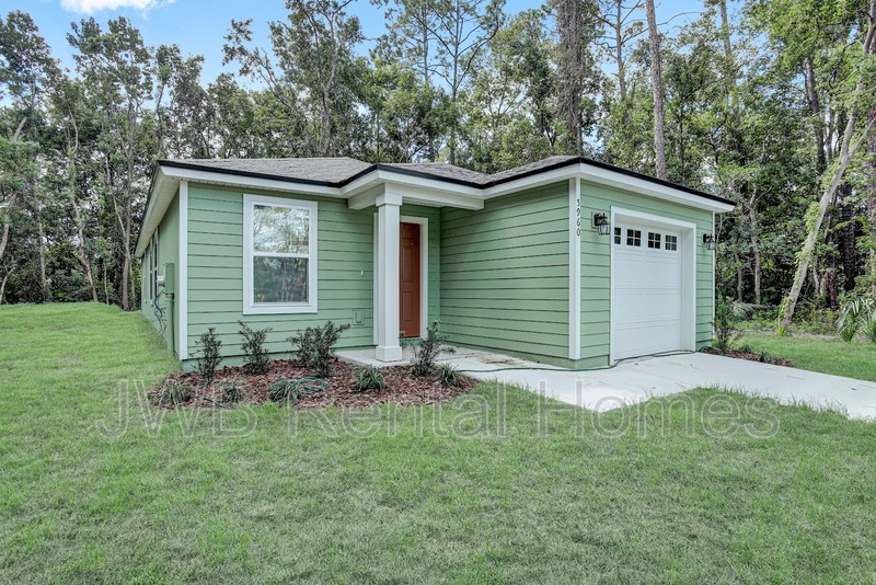 Jacksonville House: 5960 Dunmire Ave
