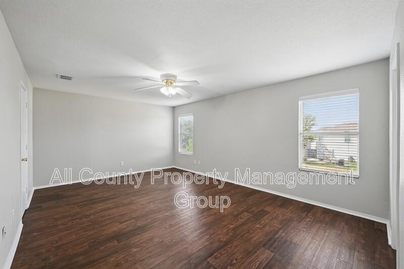 Main Rental Photo 13