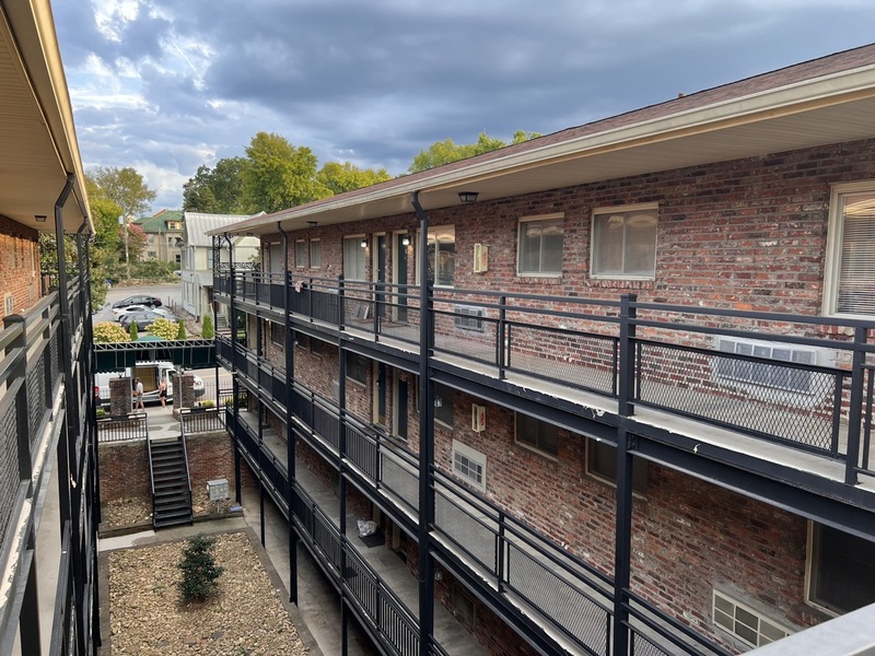 Knoxville House: 1509 Highland Avenue
