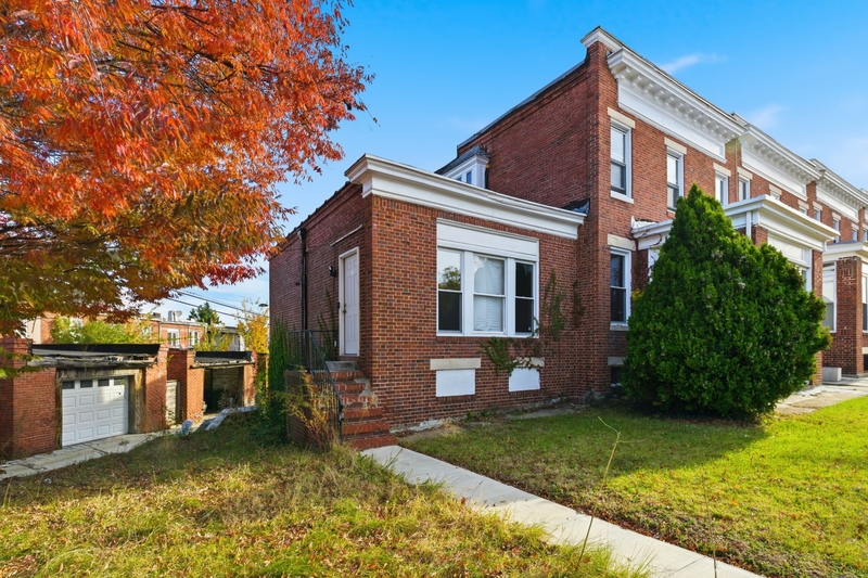 Baltimore Condo: 3221 The Alameda - 3