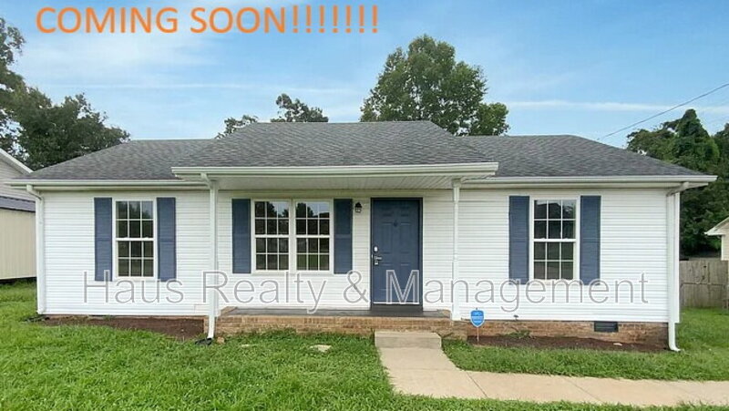 Clarksville House: 2815 Teakwood Drive