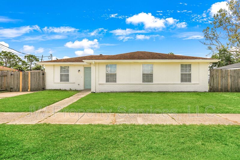 Request a Viewing for 3013 Tara Drive Tenant Turner