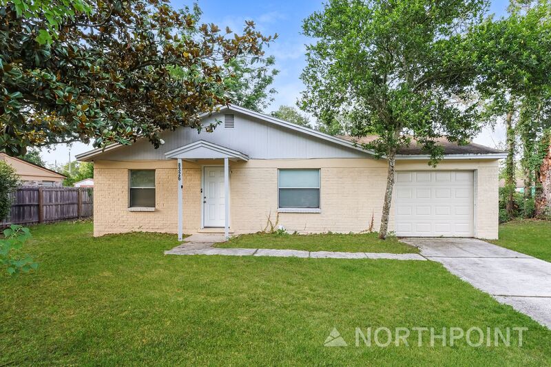 Jacksonville House: 8326 Walden Rd E