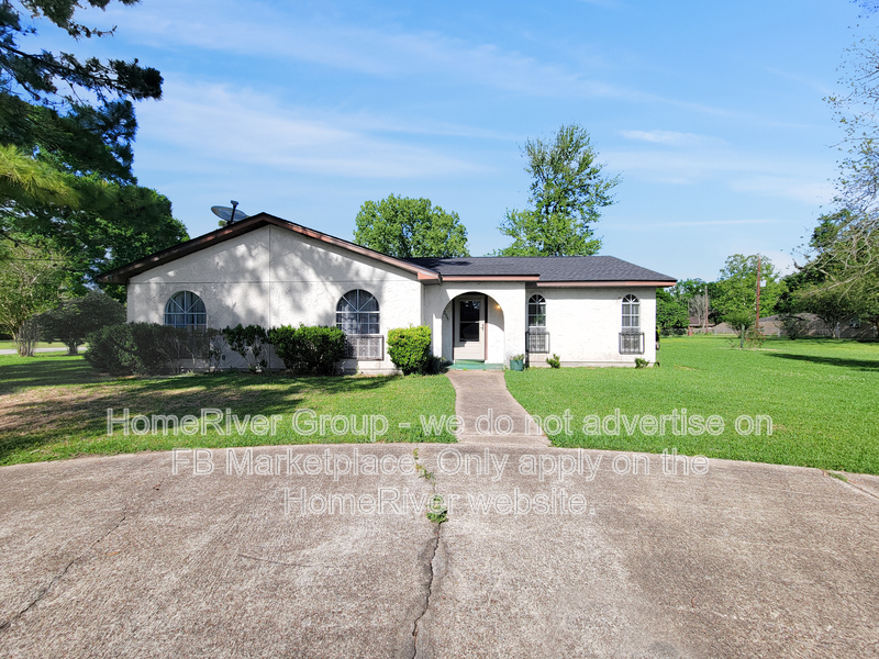 Dayton House: 2295 Chester St