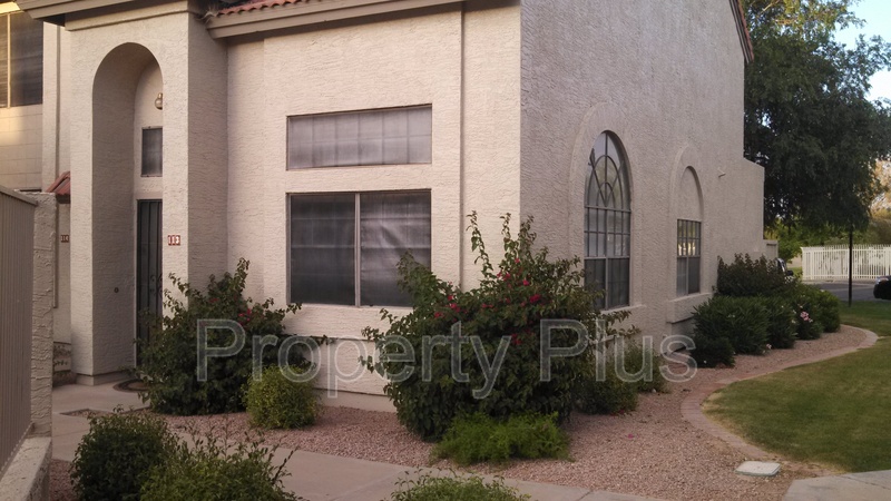 Chandler Townhome: 3930 W Monterey St