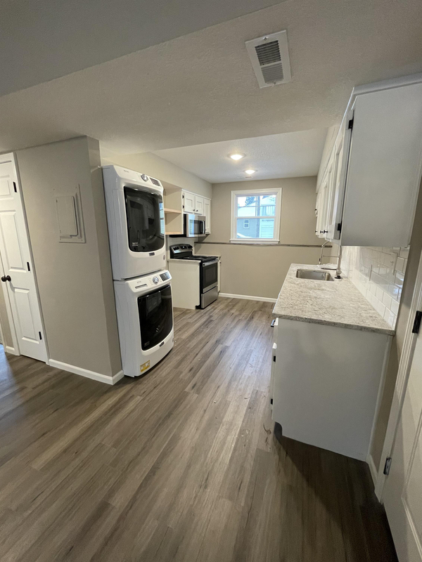 Lawrence Condo: 934 Illinois Street - C