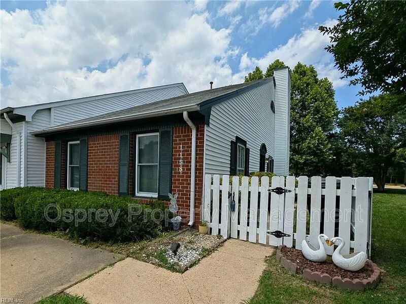 3-Bedroom Virginia Beach Home with Fenced Yard & Spacious Livin - Photo 1