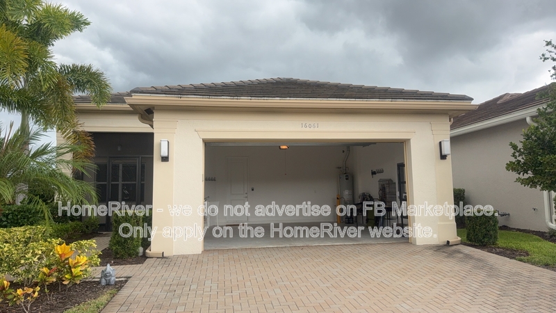 Bonita Springs House: 16061 Starglazer Pl