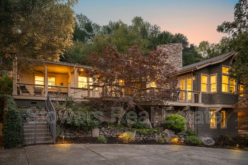 Danville House: 775 Kirkcrest Rd