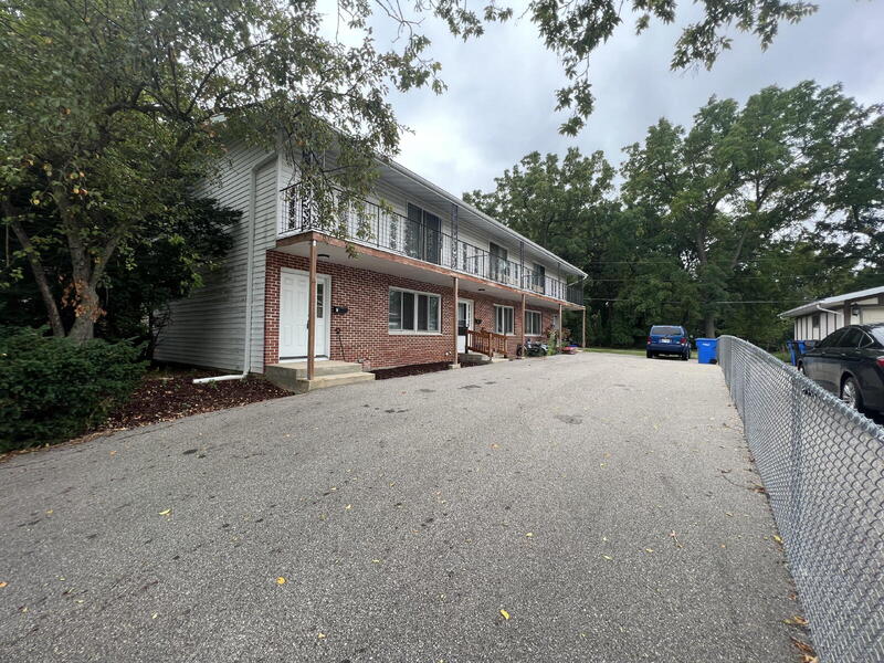 Verona Condo: 536 Melody Ln
