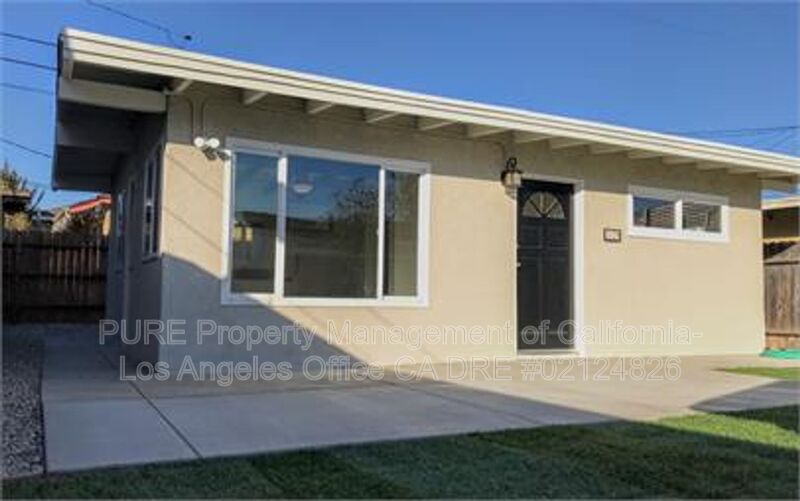 Hawthorne House: 3729 W 116th Street