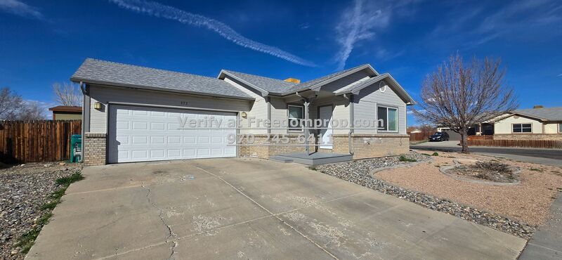 Fruita House: 455 David Court