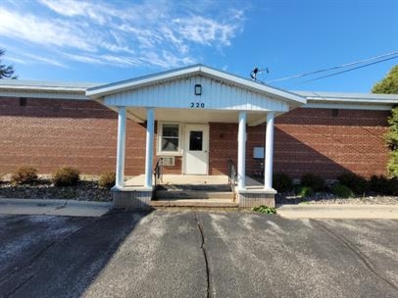 Seymour Condo: 220 Robbins Street - 5