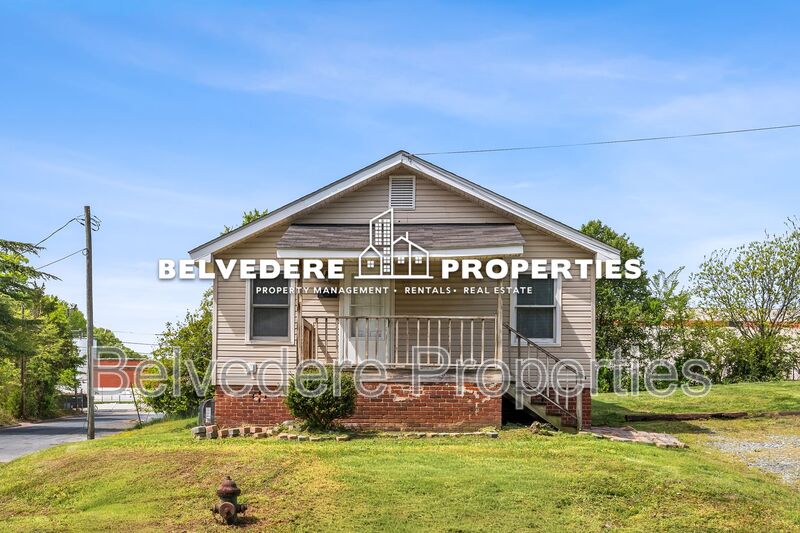 Greensboro House: 112 S. Raleigh St