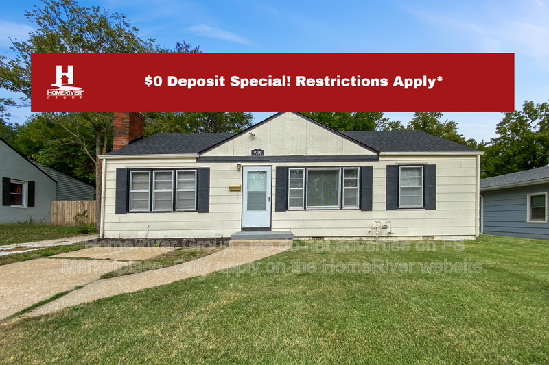 Raytown House: 9700 E 66th Ter