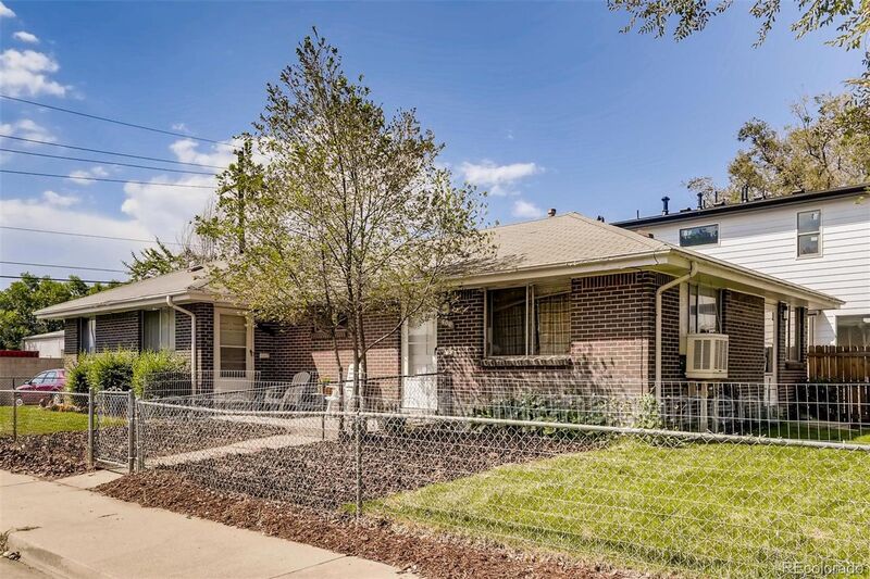 Englewood Condo: 401 W Bates Ave