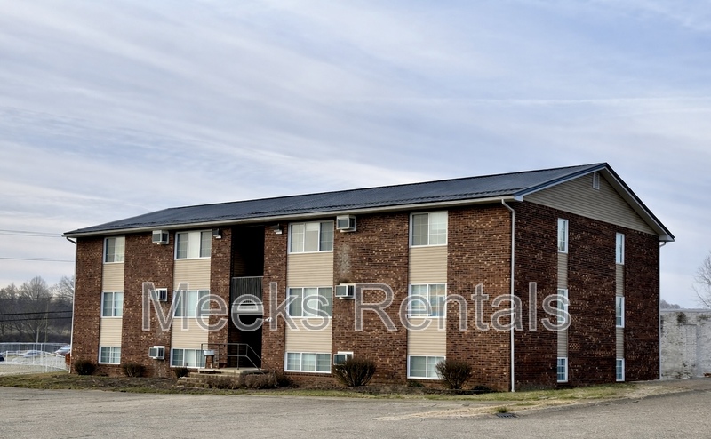 Hurricane Apartment: 2648 Main St