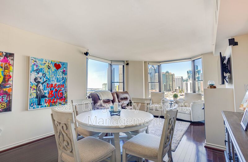 San Diego Condo: 500 W Harbor Dr.