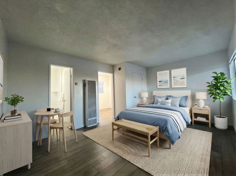 San Diego Condo: 4006 Ingraham Street #3