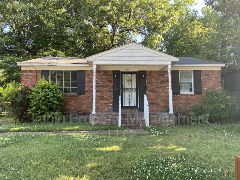 Memphis House: 2630 Whitman Ave