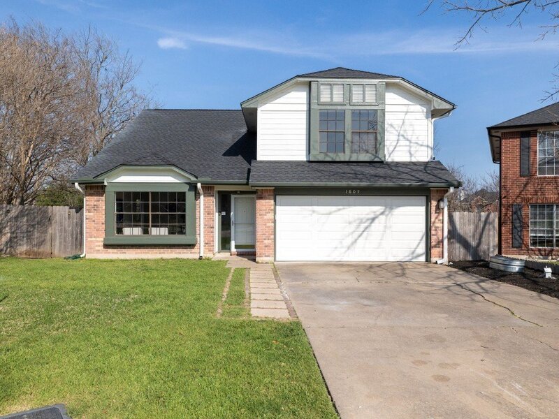 Round Rock House: 1805 White Oak Cove