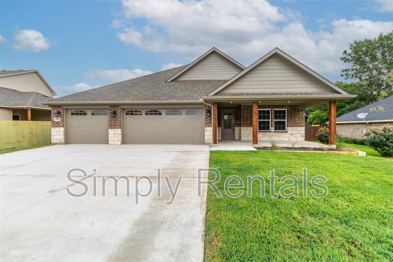 Greenville House: 5007 Peacock Lane