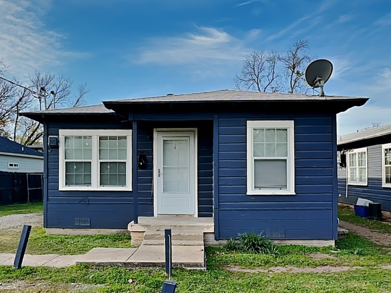 Dallas House: 2805 Carter St