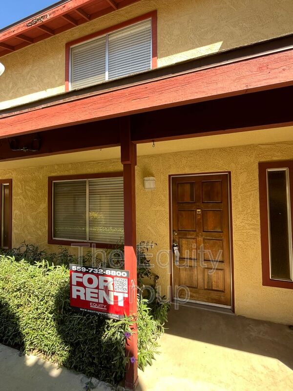 Porterville House: 850 N Williford Dr