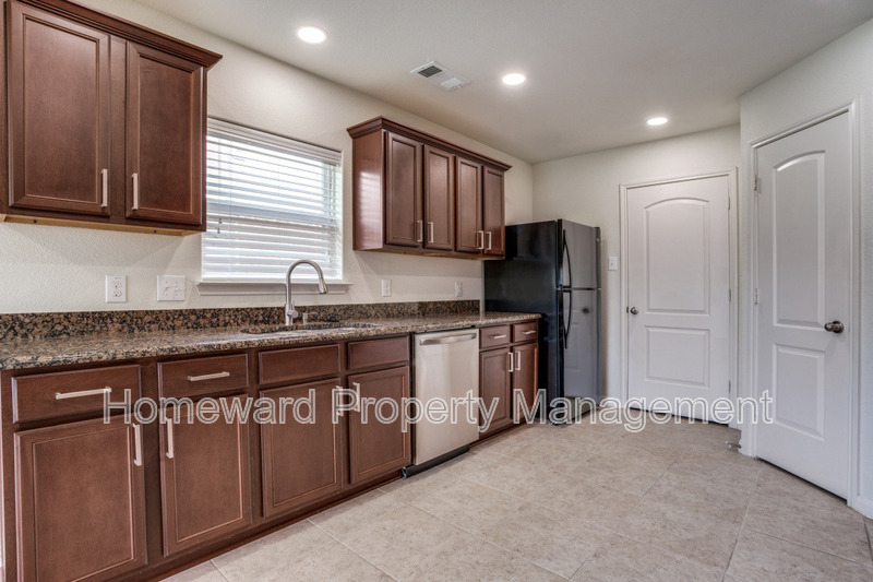 Princeton House: 222 Magnolia Drive