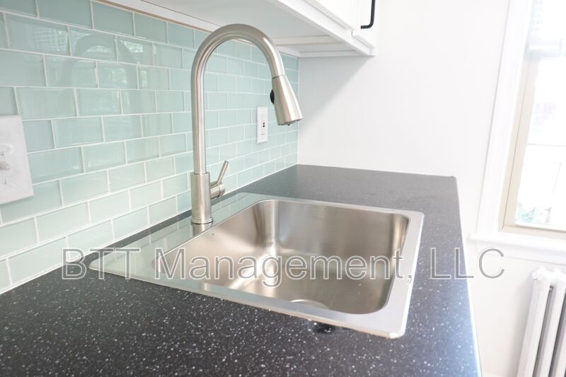 Takoma Park Condo: 310 Domer Ave