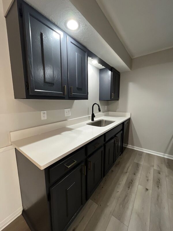 Request a Viewing for 3331 Holdrege Street 11 Tenant Turner