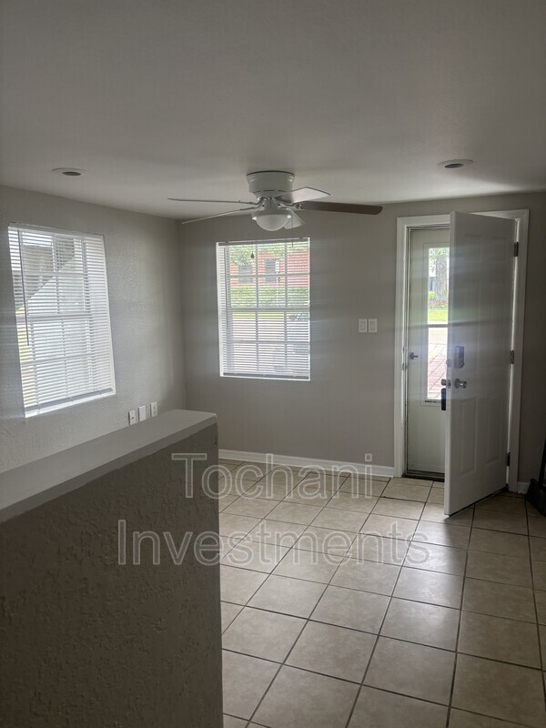 Haines City Apartment: 1002 Avenue E