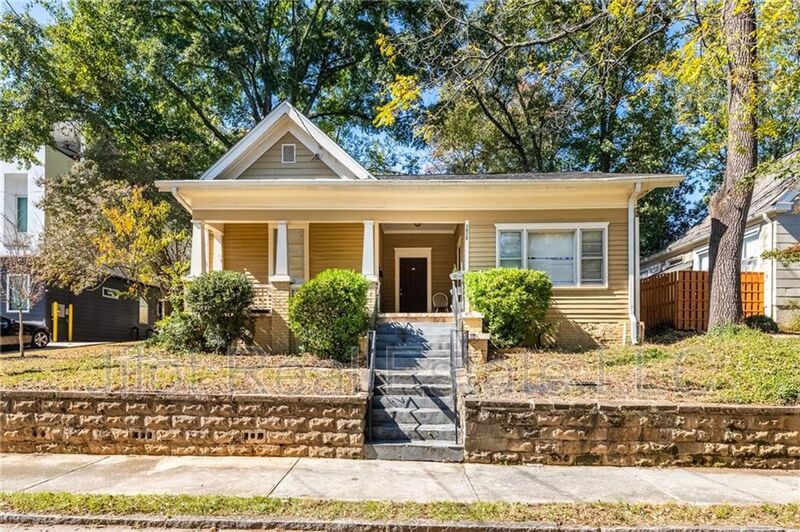 Atlanta Condo: 1082 Center St NW
