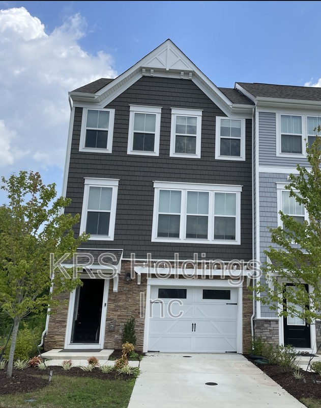 Williamsburg Townhome: 316 Bimini Lane