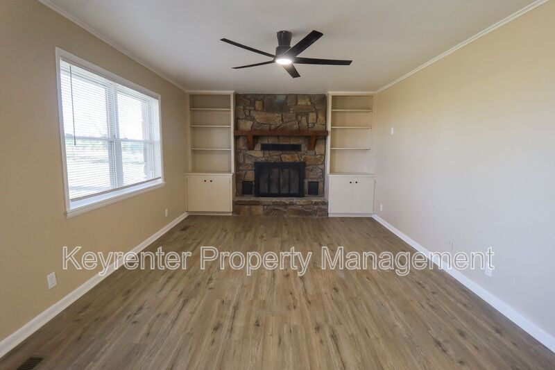 Mounds House: 1705 Bixby Rd