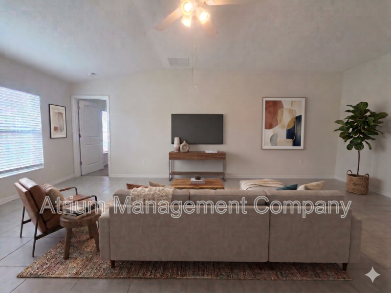 Bartow House: 327 MacArthur Street