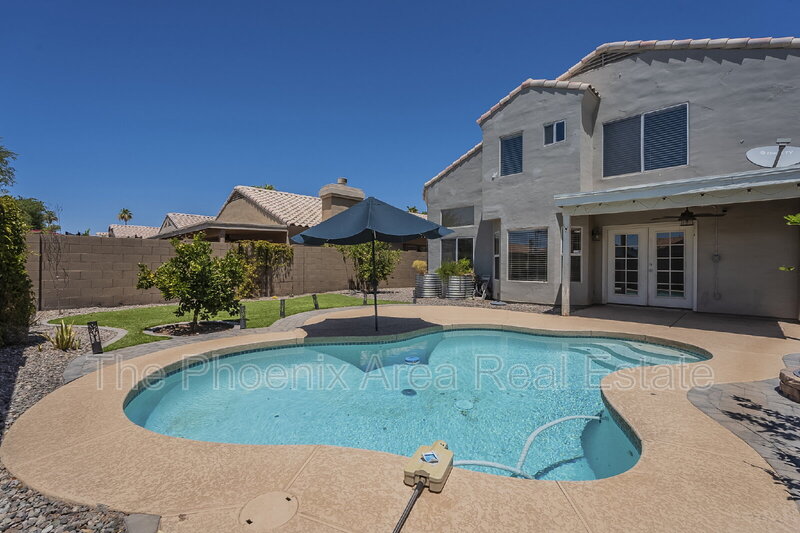 Gilbert House: 1441 W Shellfish Dr