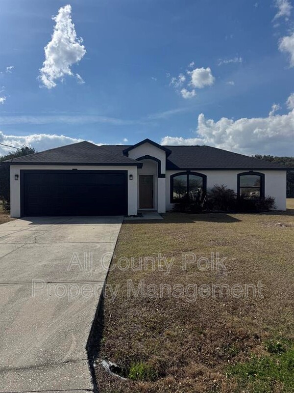 Winter Haven House: 572 Adriel Ave.