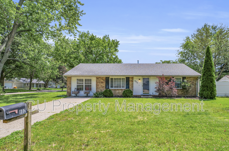 Champaign House: 802 Stratford Drive