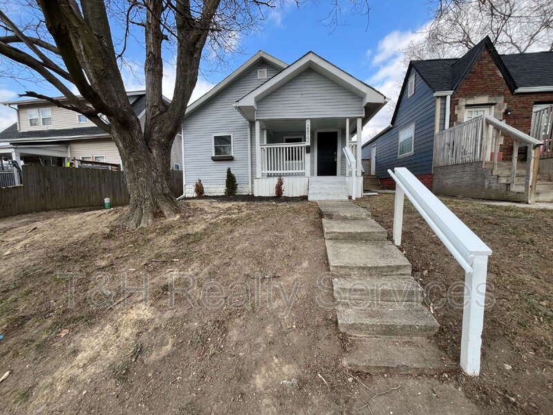 Indianapolis House: 2822 East 19th Street