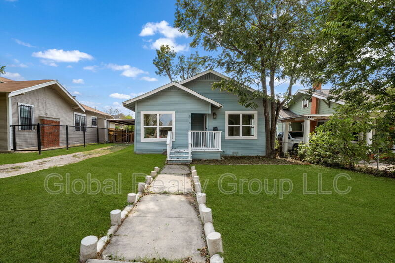 San Antonio House: 514 Hammond Ave