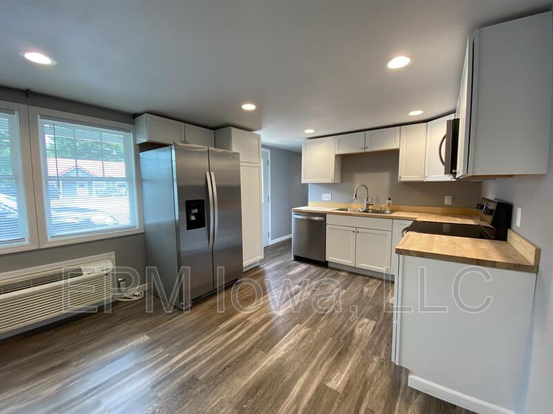 Independence House: 609 1st Street West