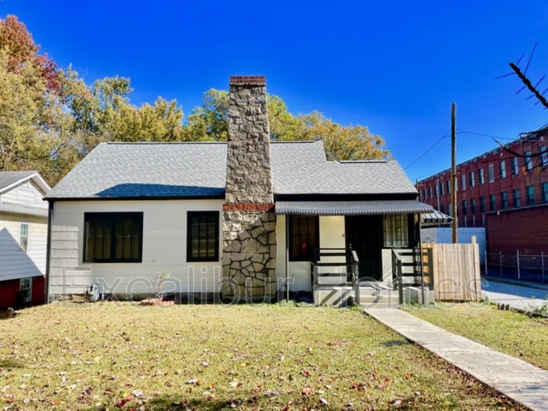 East Point House: 3044 East Point St